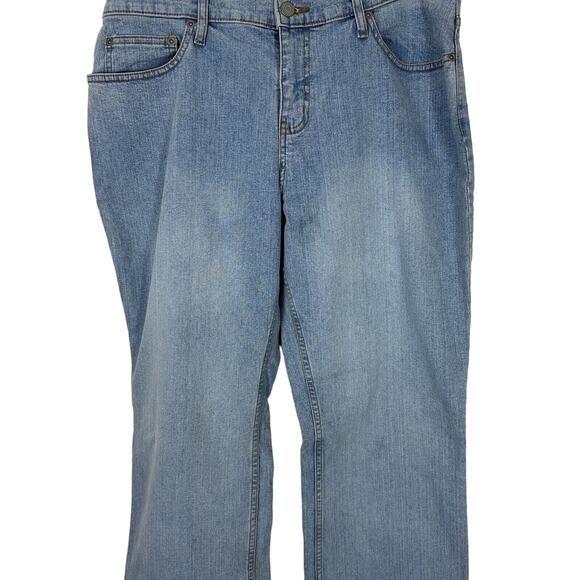 Sonoma Boot Cut Stretch Jeans Light Wash Denim Mid Rise Womens Size 12 Zip - Picture 5 of 11